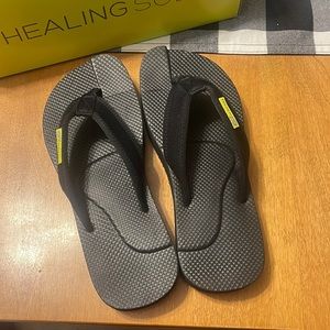 Healing Sole Flip Flops